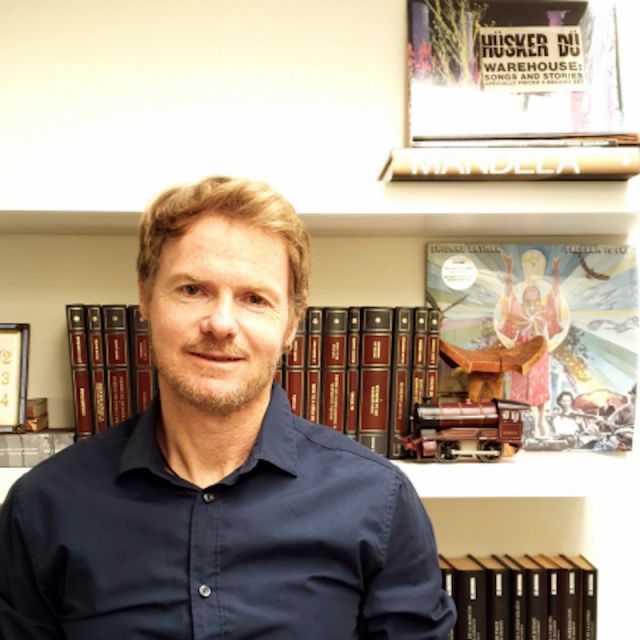 Miguel is honored and humbled by the Guggenheim Memorial Foundation's acknowledgment of his years of important work on the visual system and its crucial role in many (life-)critical scenarios, such as radiologists' diagnostic evaluations.